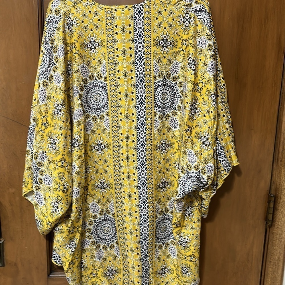 Allison Joy EVEREVE wrap kimono M/L - Picture 4 of 4